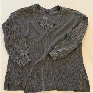 Aerie Ribbed Gray V-Neck sweatshirt size L